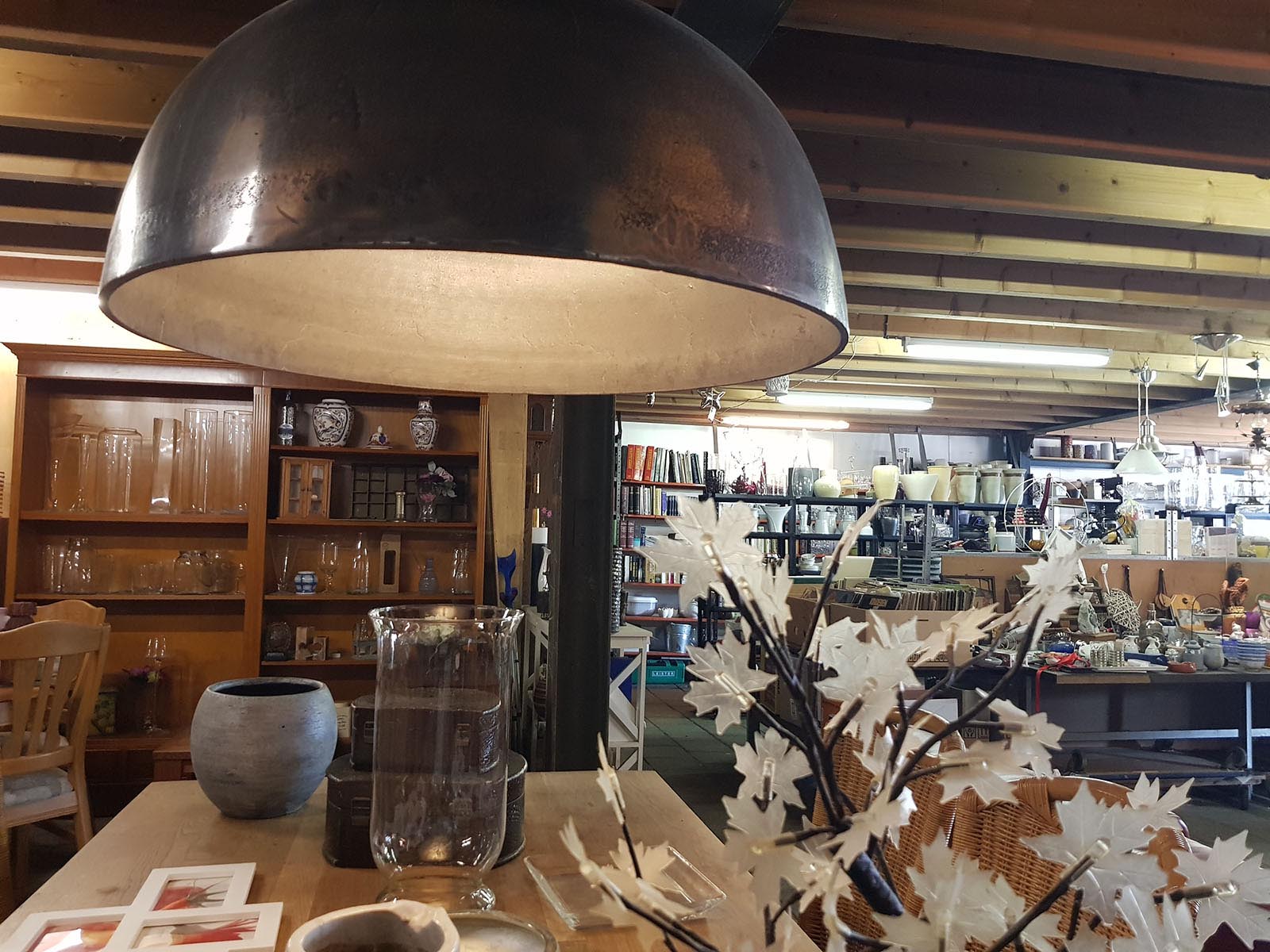 kringloopwinkel sparta in nijkerk, ook wel sparta's rommelmarkt genoemd